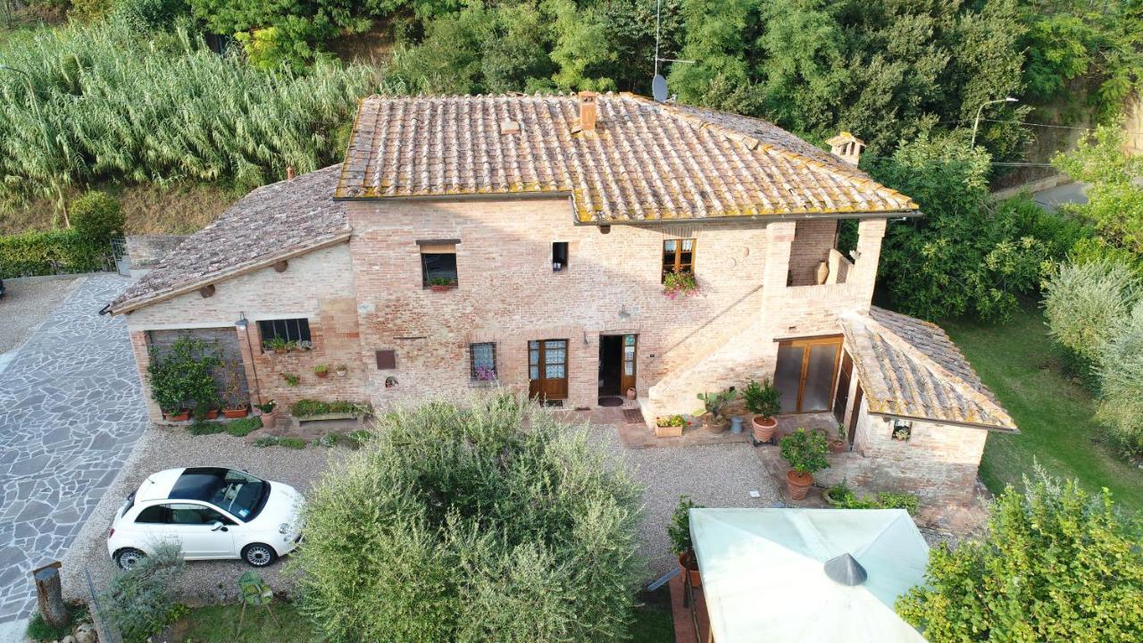 Podere Il Pero Siena Exterior photo